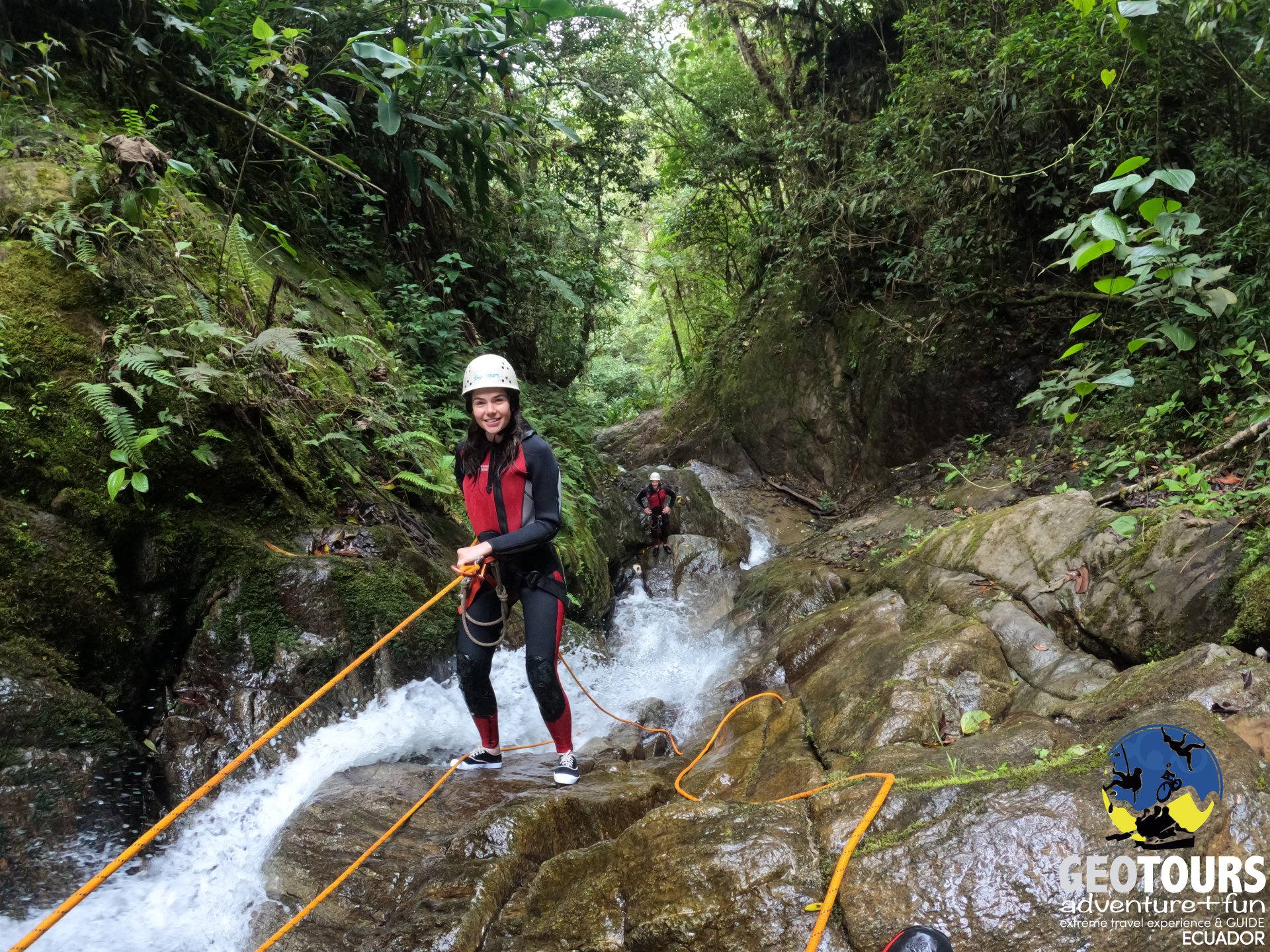Canyoning Rí­o Blanco- Tour Medio dí­a - Nivel III 